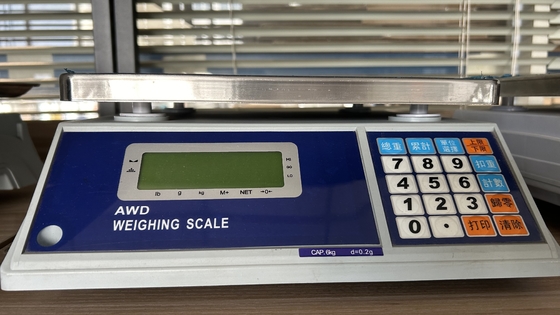Ψηφιακή ζυγαριά 30 kg για ζυγαριά σώματος με επαναφορτιζόμενη μπαταρία 4v και εύρος